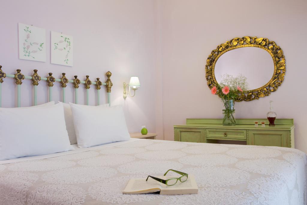 Amalia Apartments Exanthia Chambre photo